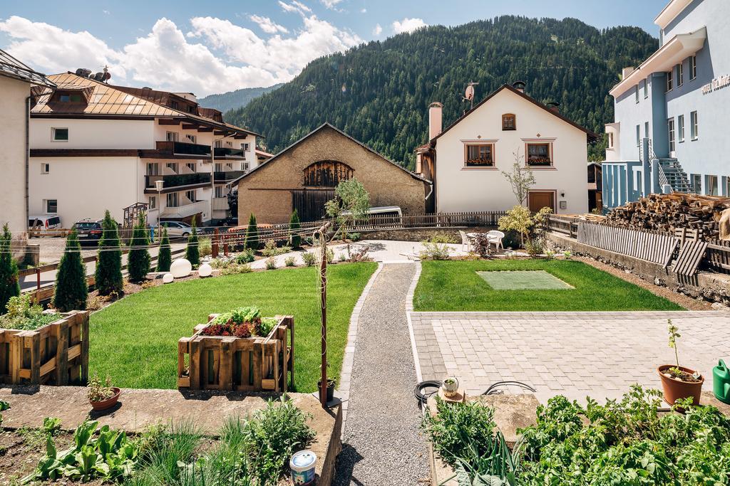 Nowders Und Aparthotel